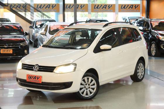 VOLKSWAGEN SPACEFOX 1.6 MI TREND 8V FLEX 4P AUTOMATIZADO VOLKSWAGEN SPACEFOX 1.6 MI TREND 8V FLEX 4P AUTOMATIZADO